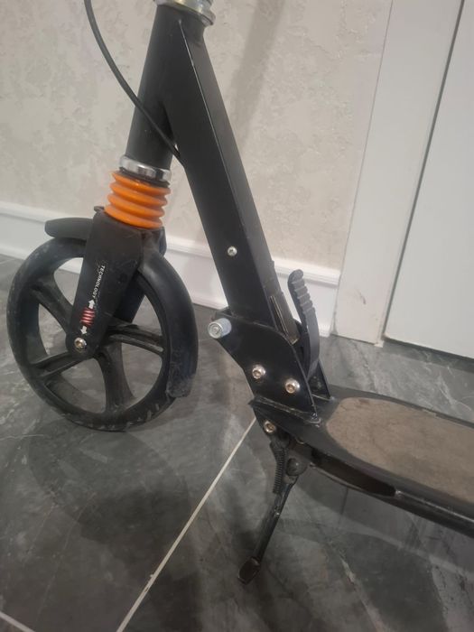 Продам мощный Самокат Скутер