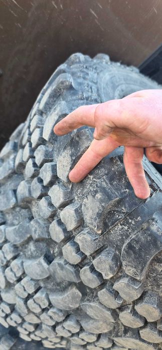 Vand anvelope simex extrem 195/80r15