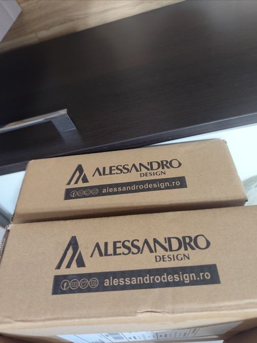 Lustre LED noi functionale