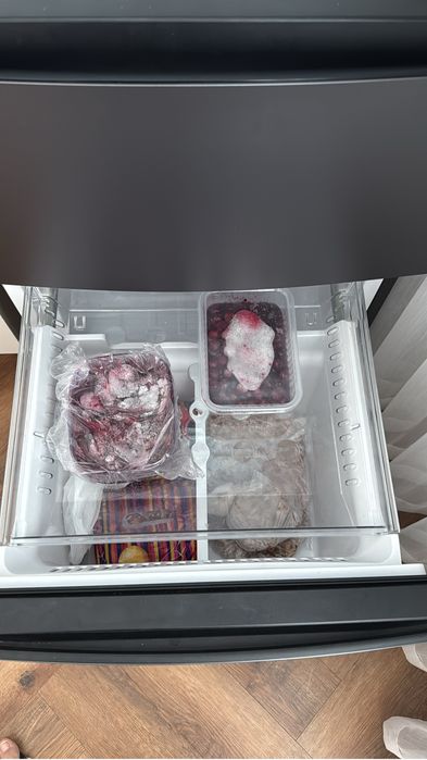 Продам холодильник Haier