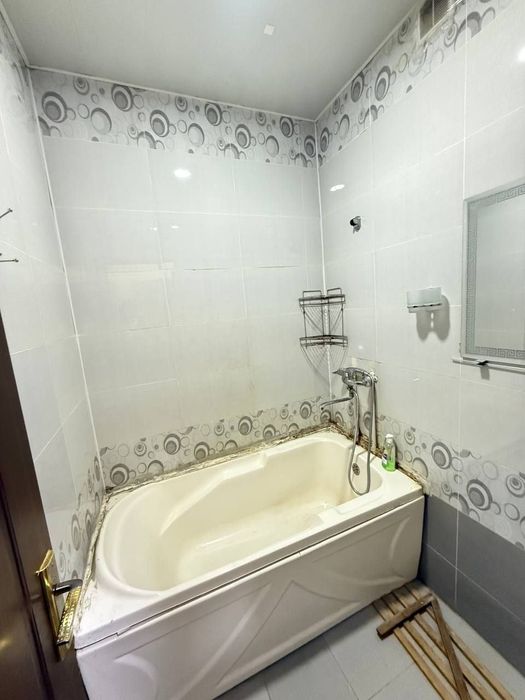 Чилонзор 11 кв адделни входь