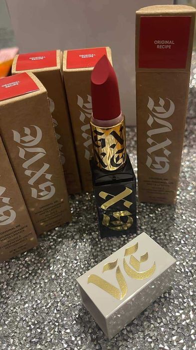 Cosmetice pentru femei(diverse)