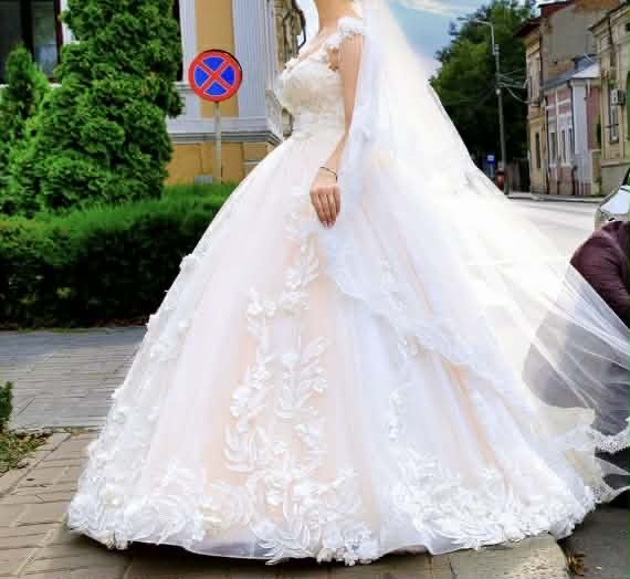 Rochie de mireasa Pollardi