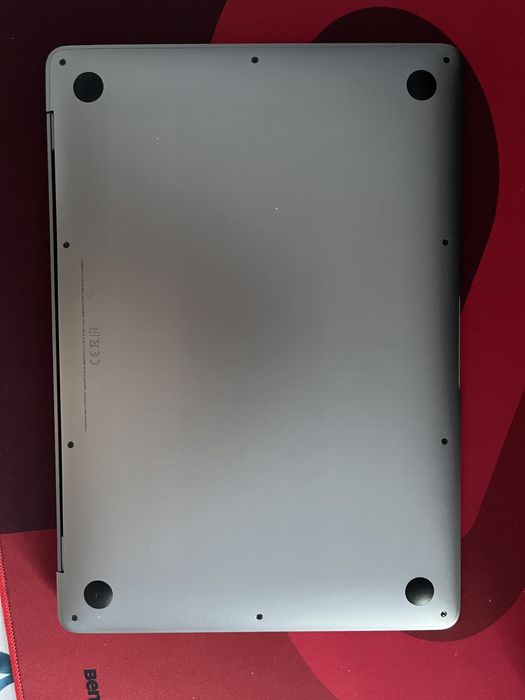 Macbook air 13 2020, m1, 8/256
