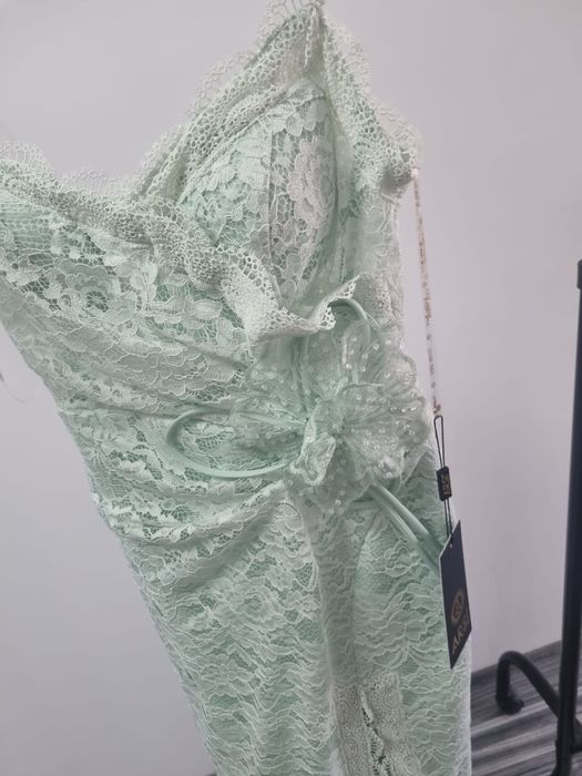 Rochie elegantă din dantelă