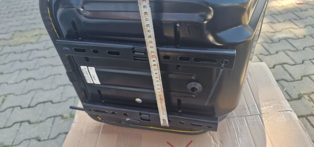 Scaun macara încărcător frontal manitou damper utilaje pret 550 lei cu