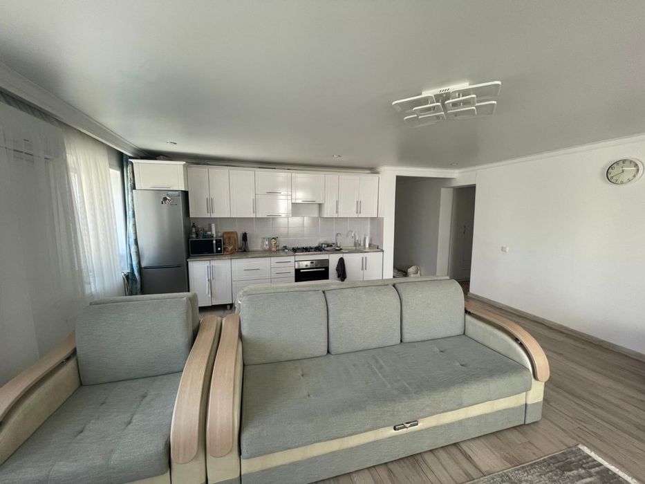 Продам квартиру в центре города.