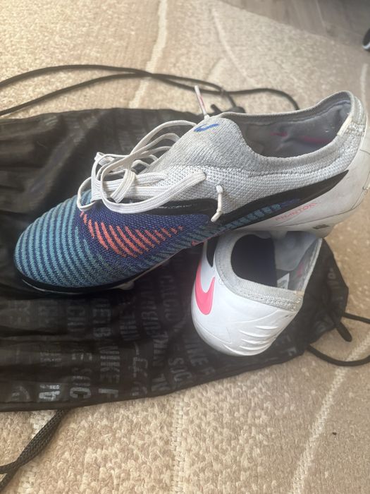Vand ghete de fotbal
