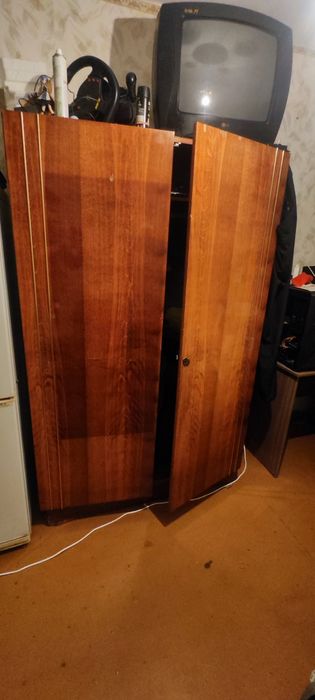 Отдам шкафы бесплатно