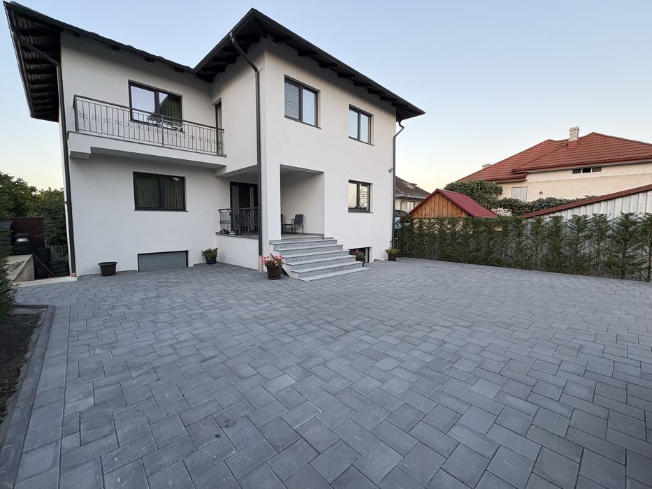 Vand casa zona A in Mun Falticeni