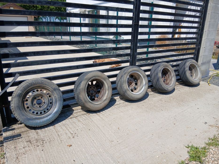 690 lei Set 5 jante aliaj BMW E36 ,rezerva originala ,anvelope in stare buna DOT 2017