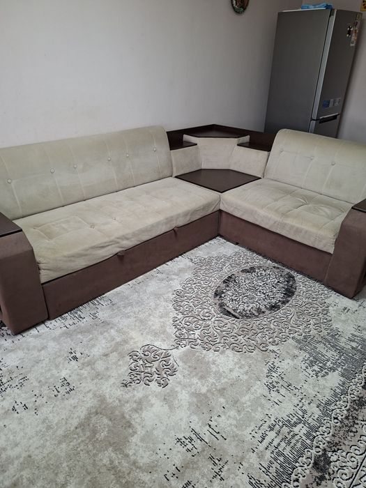 Продаётся уголок диван