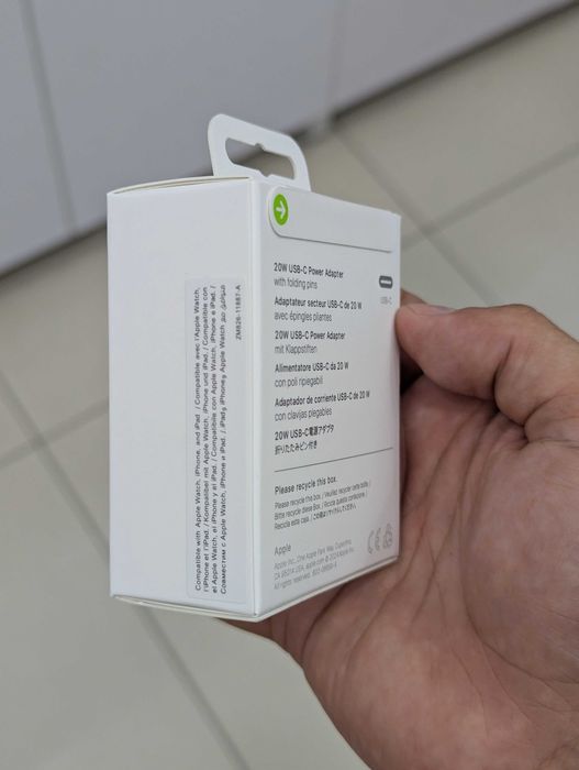 Оригинальный зарядный блок Apple Type-C 20W / 40W (UK) Опт и Розница