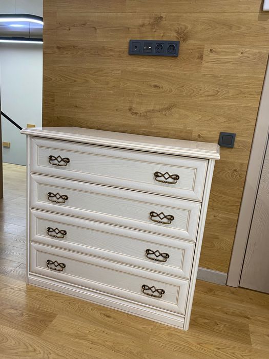 Спальный гарнитур Тиффани , шкаф, комод, кровать, тумбы, зеркало