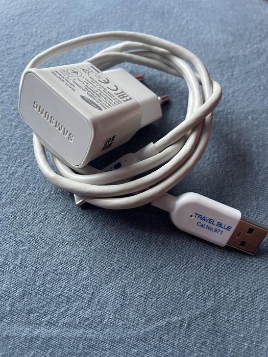 Samsung Galaxy A52s 5G 128 GB  /+ зарядно с кабел, кутия и калъф /