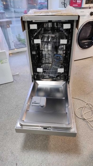 Чисто нова Иноксова-сива Съдомиялна машина Heinner 45 см Aquastop