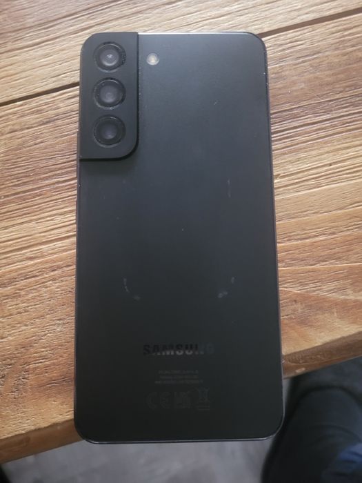 Samsung s 22 full box