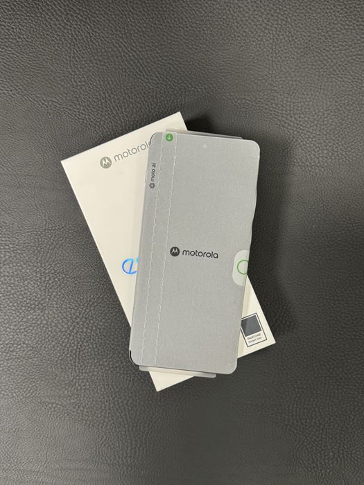 Продавам нов Motorola EDGE 70