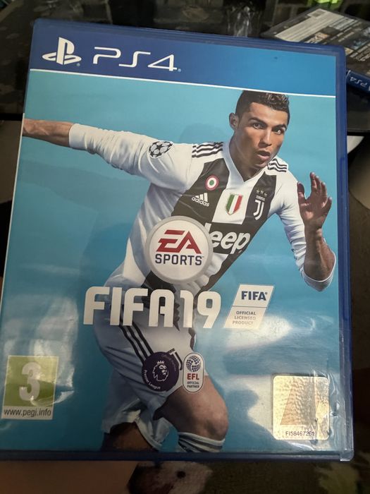 FIFA 19  И CALL  OF  DUTY  GHOSTS В отлично състояние