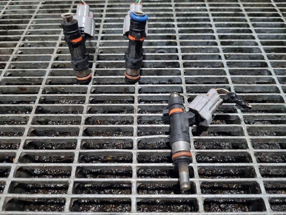 Injector Dacia Dacia Logan II MCV Facelift 2017 0.9 B 2016 - 2020 90CP H4B 408 Euro5 ...