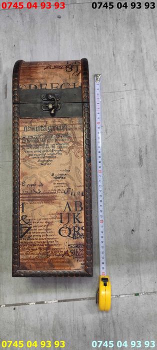 cutie lemn vintage inaltime 36cm x 10cm