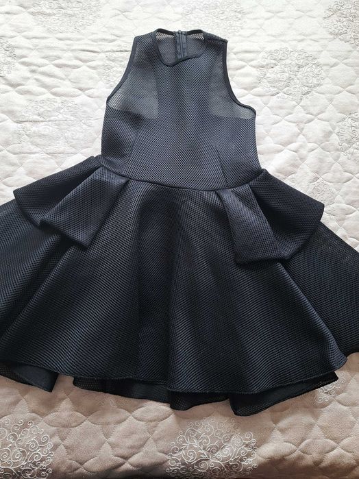 Рокля на модна къща "ШИК"