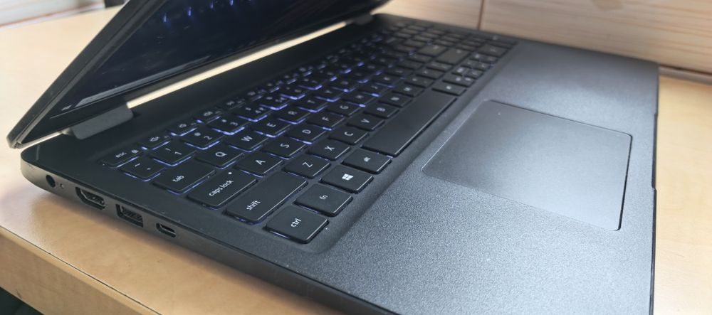 Laptop Dell Latitude_i5 10210U Gen 10_SSD 512GB_16GB DDR4_15.6"FHD IPS