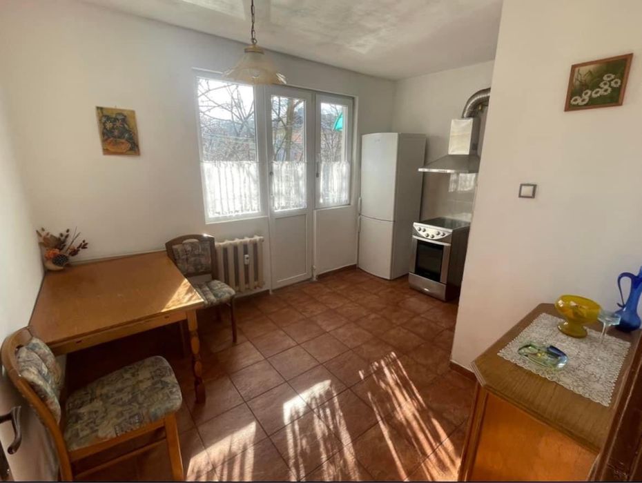 Продава се Тристаен апартамент в София, Белите брези - 63 кв.м за 7 €/кв.м - Снимка #3