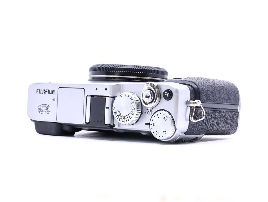 Fujifilm X-E1 – stare excelentă – funcționează perfect – GARANȚIE