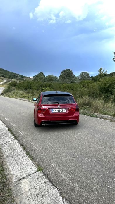BMW e91 320d M-Paket (163 CP) – Roșu