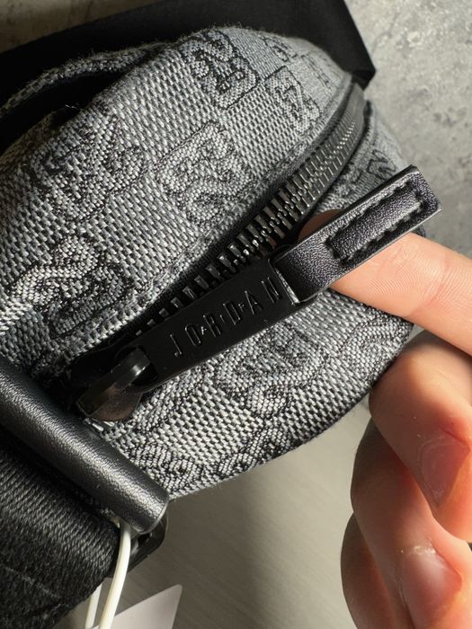 Барсетка Jordan monogram