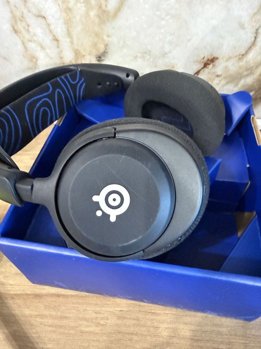 Гейминг слушалки SteelSeries Arctis Nova 5P