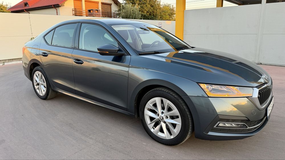 SKODA Octavia 2022 — imagine 3