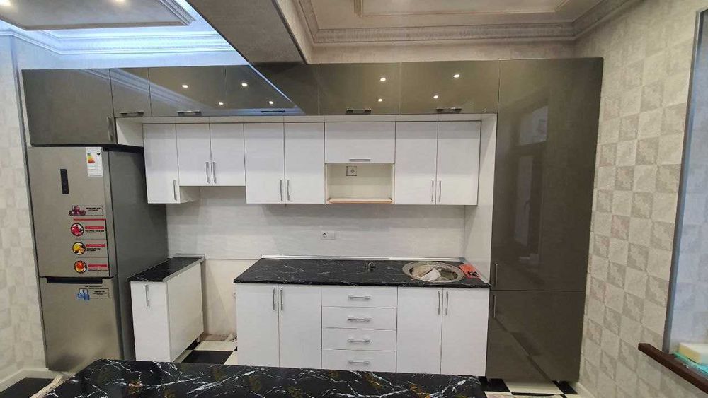 Mebel buyurtma asosida hi-tek oshxona mebellari