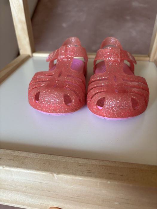 Sandale Crocs marimea C6 - 22/23