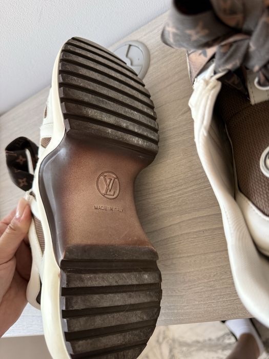Маратонки Louis Vuitton номер 40