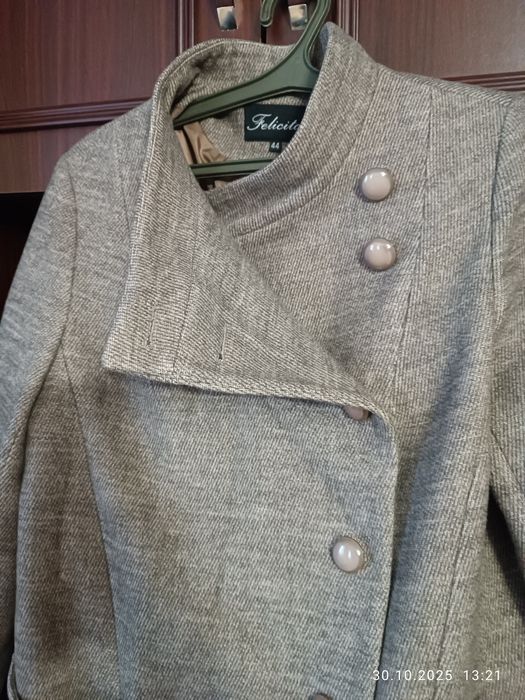 Пальто натуральная  демисезон