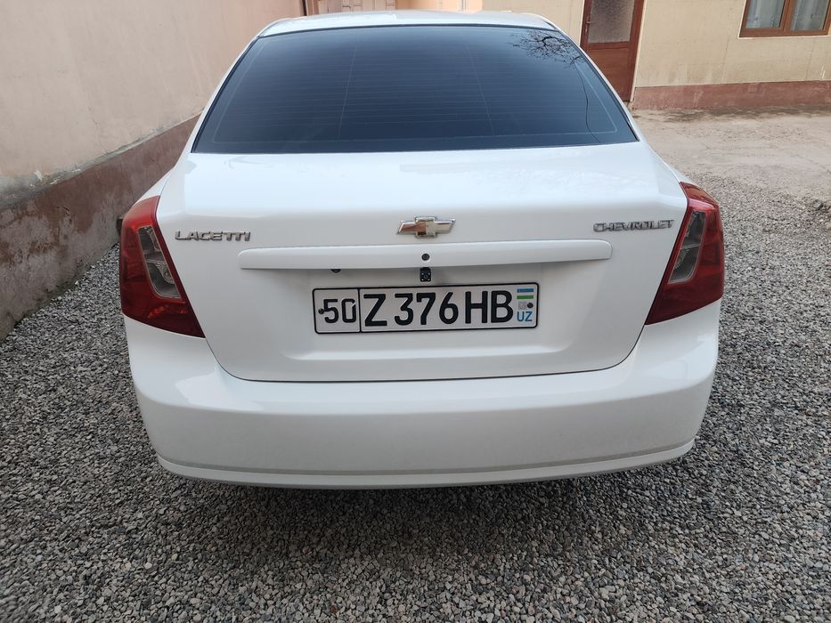 Chevralet lasetti 1.8