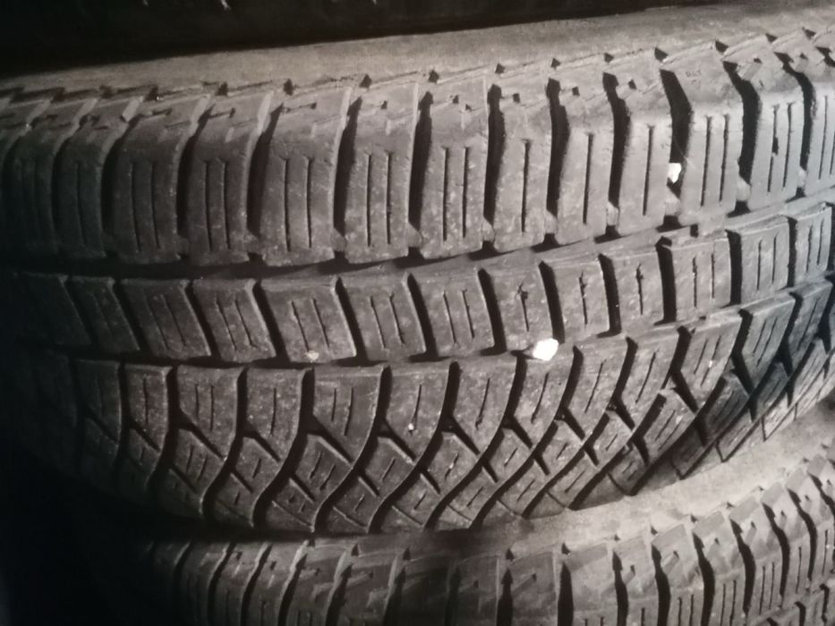 Джанти със гуми 205.70.15 клебер от хонда