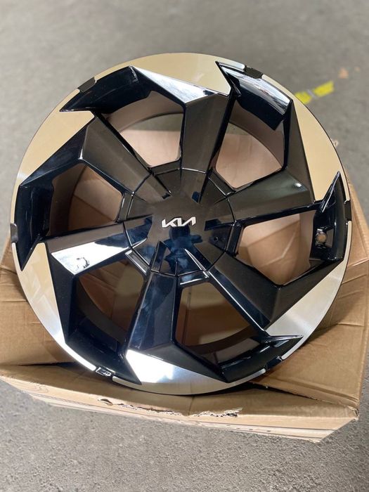 R19 Kia Sarento deska yangi taqilmagan