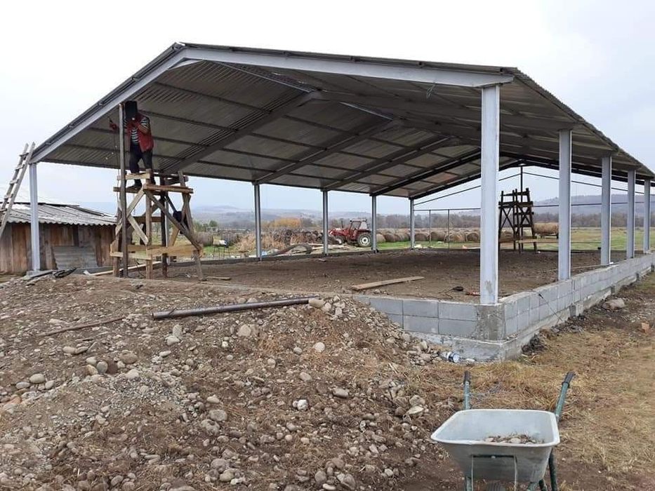 Vand hala metalica 10x30, structura metalica - panouri sandwich