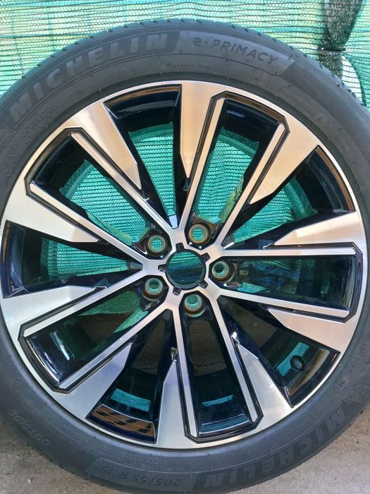 Jante originale Renault 5x114,3 R19