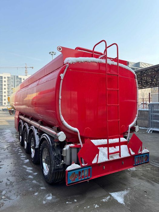 4 мостли Бензовоз цистерна "IZAZ TRAILERS"