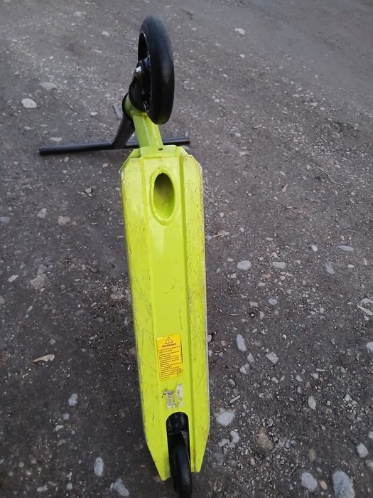 Продам трюковой самокат.