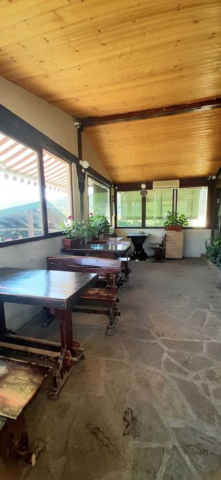 Продава се Хотел в Търговище, Център - 3000 кв.м за 150 €/кв.м - Снимка #3