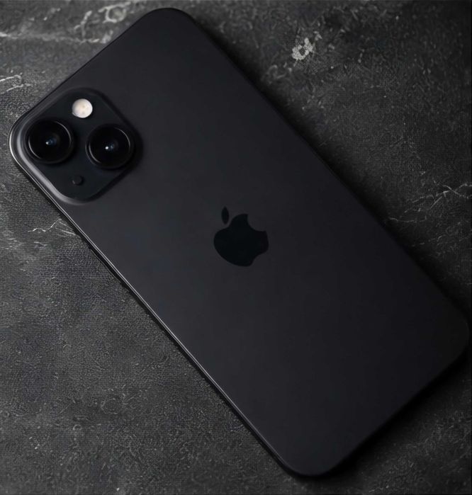 iPhone 15 с чеком и коробкой