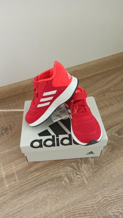 Детски маратонки Adidas Duramo 10