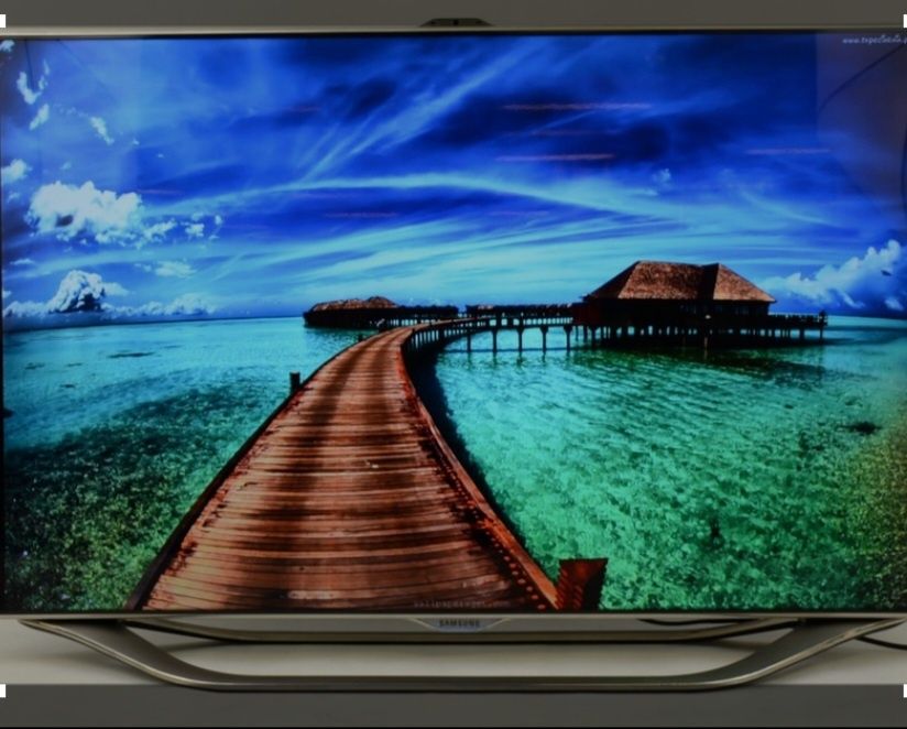 2 телевизора и Play station