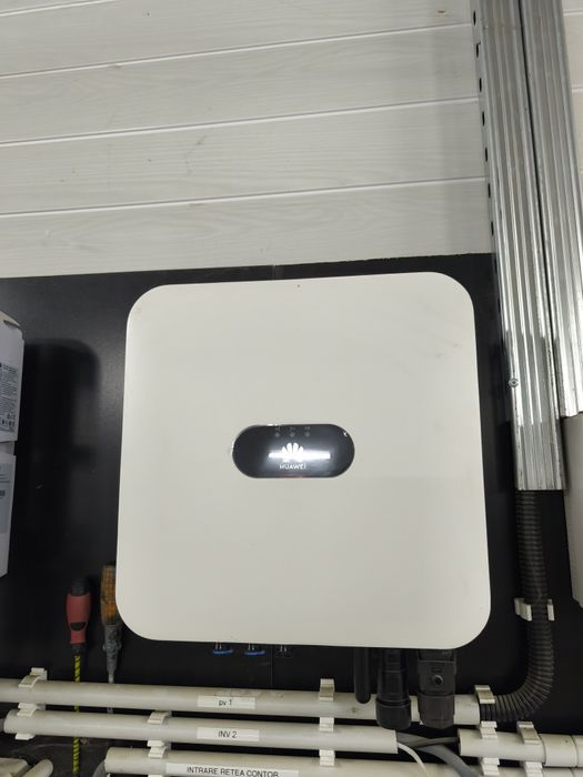 Invertor Huawei 3kw monofazat
