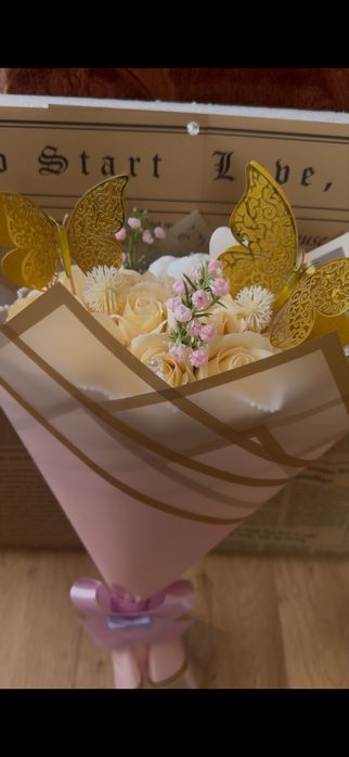 Aranjamente trandafiri de sapun